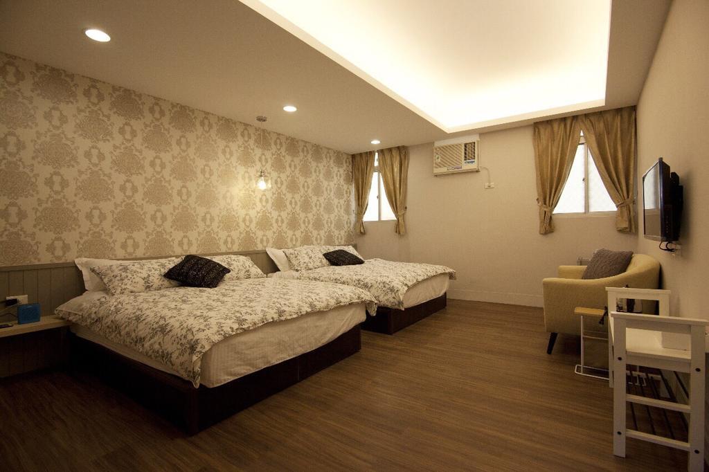 Hotel Chao Daily Rent Tainan Exterior foto